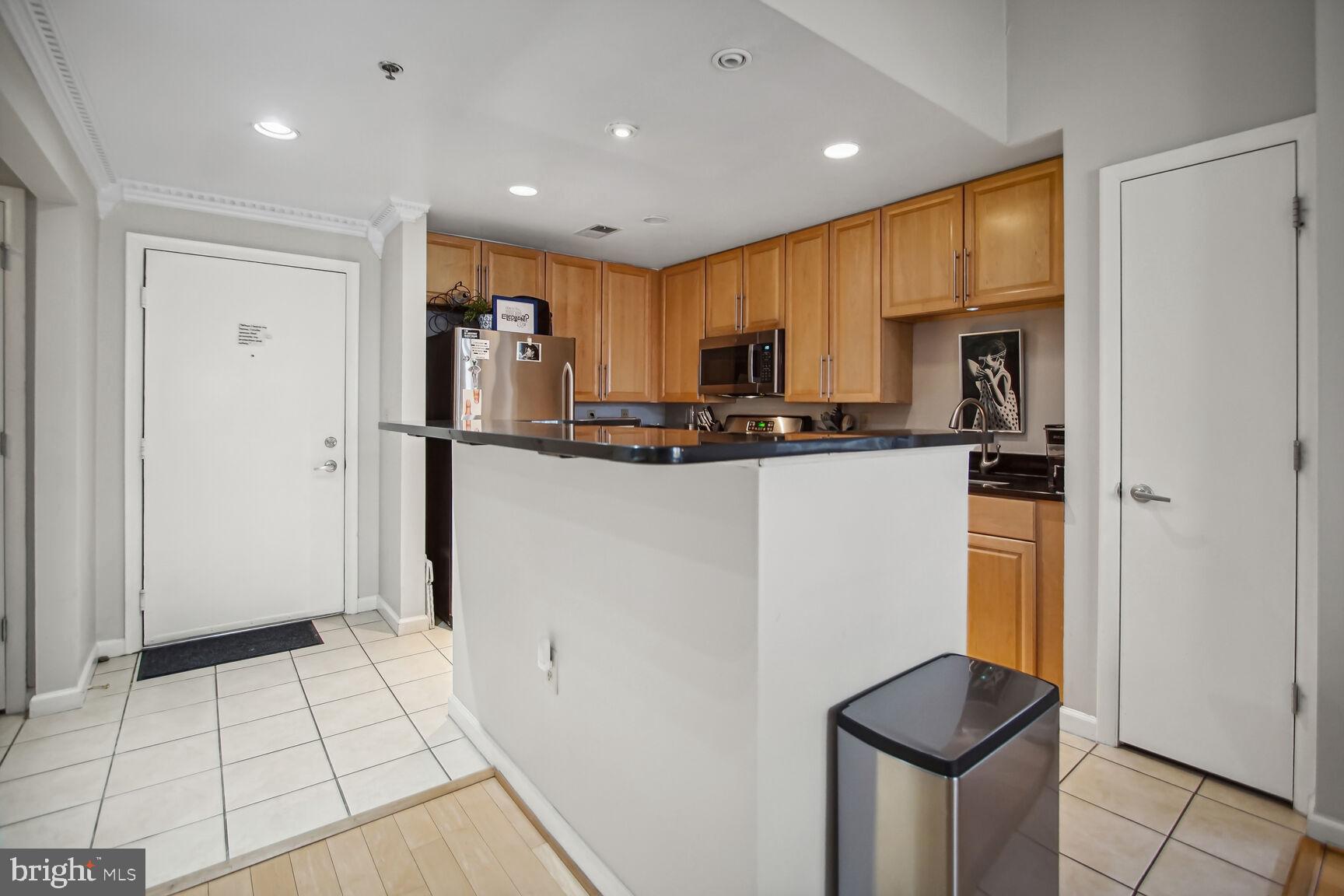 1201 EAST WEST HIGHWAY 419