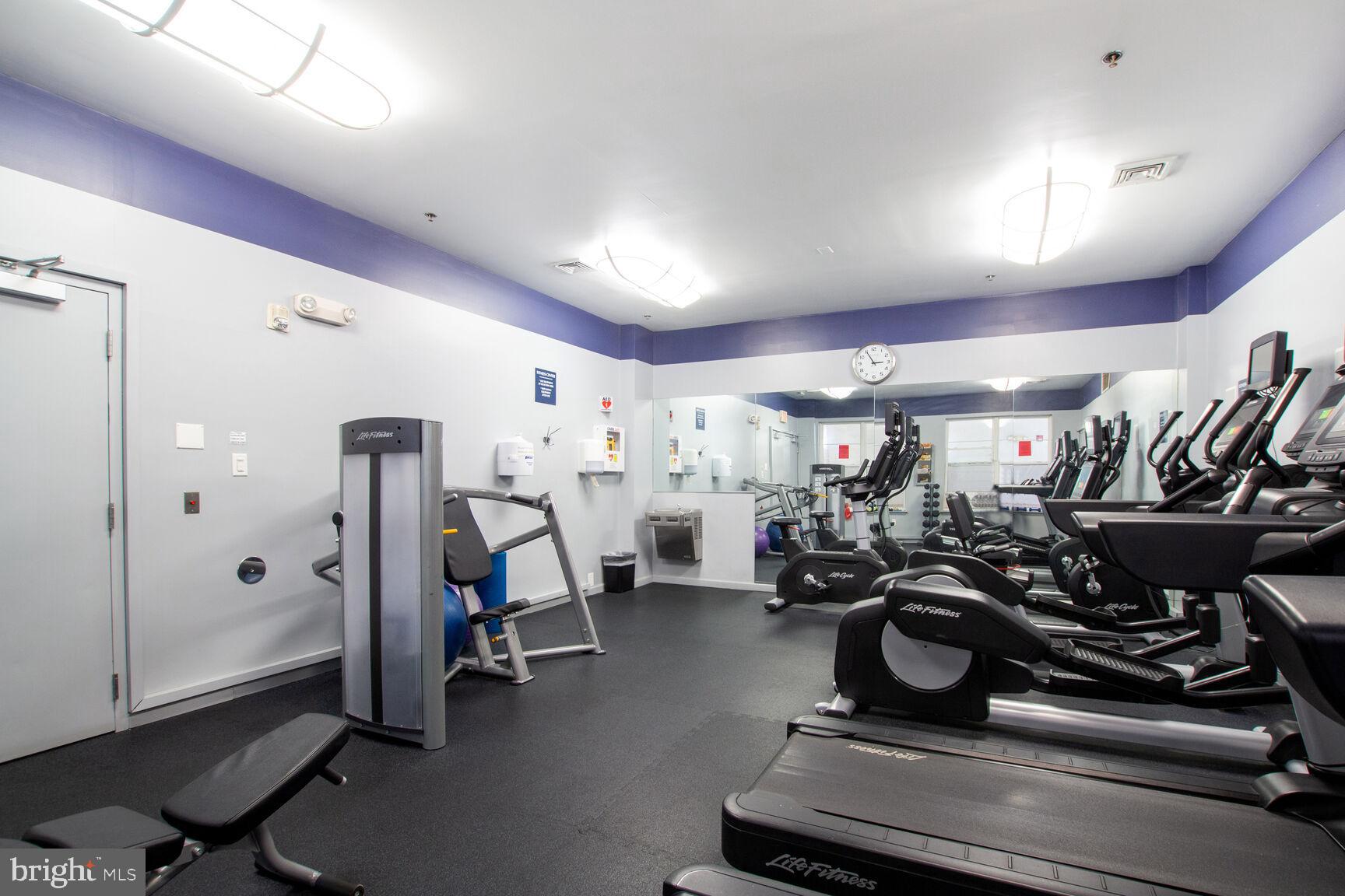 1201 EAST WEST HIGHWAY 419