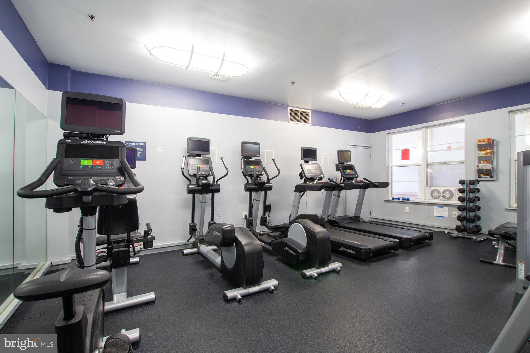 1201 EAST WEST HIGHWAY 419