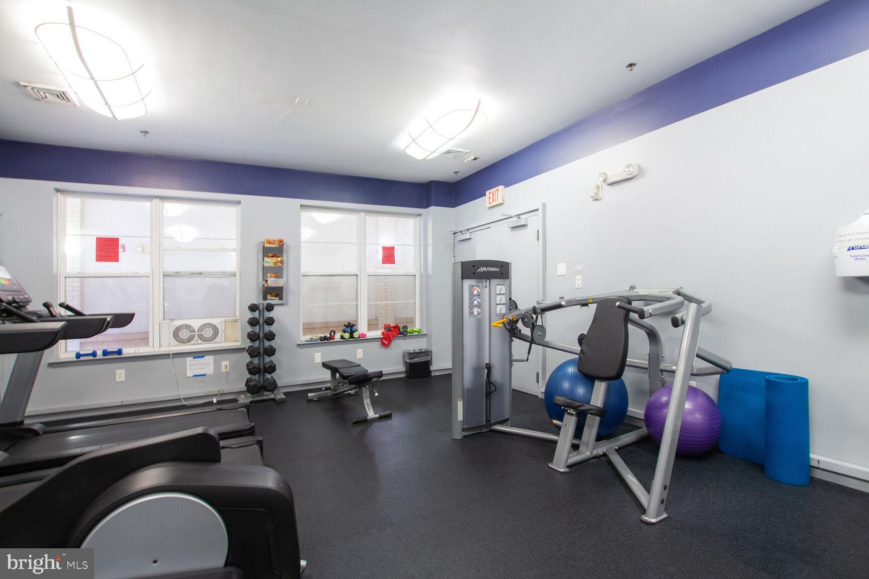 1201 EAST WEST HIGHWAY 419