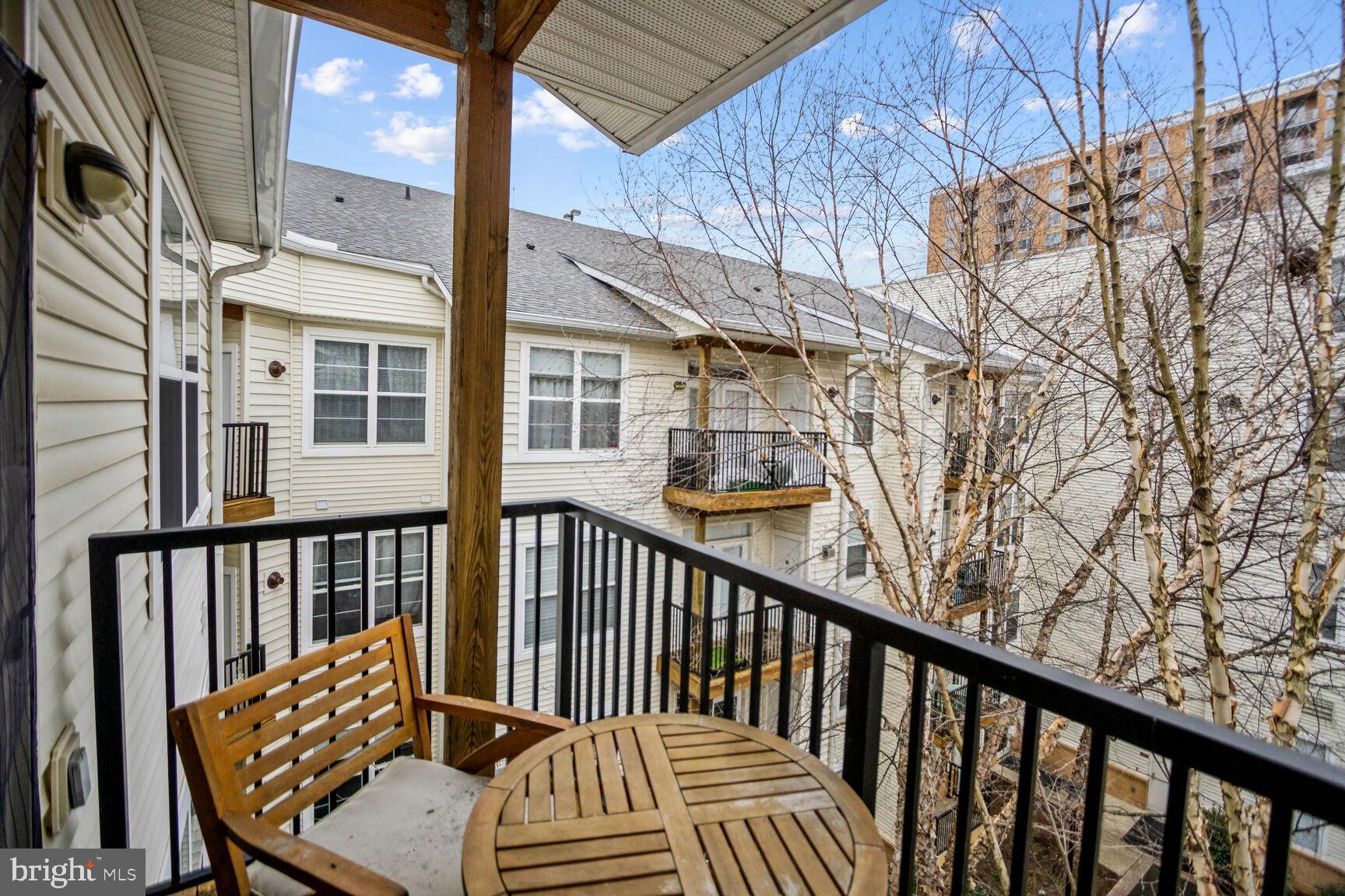 1201 EAST WEST HIGHWAY 419