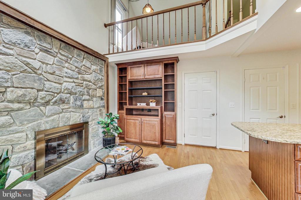 211 E DEER PARK DRIVE