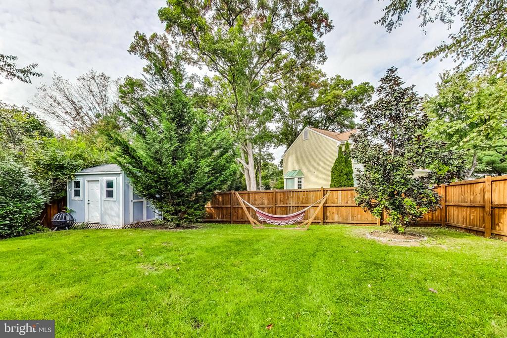 211 E DEER PARK DRIVE