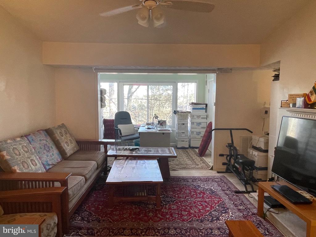 19 WINDBROOKE CIRCLE 19