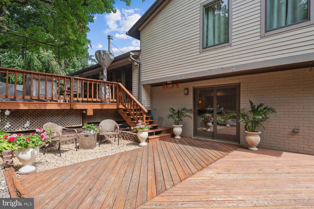 4 TIFTON COURT