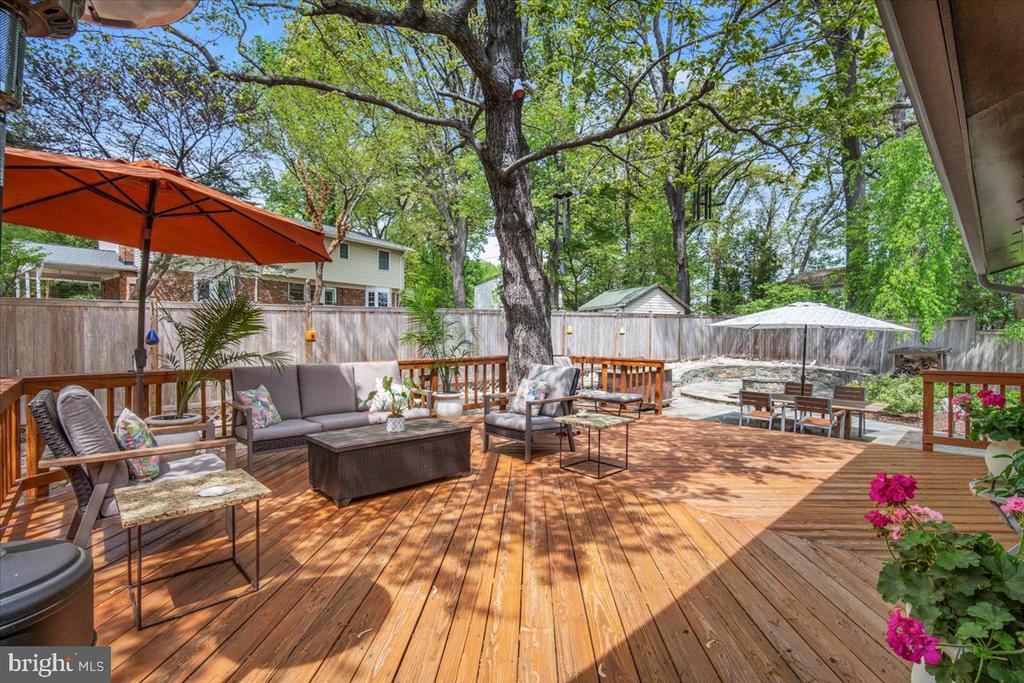 4 TIFTON COURT