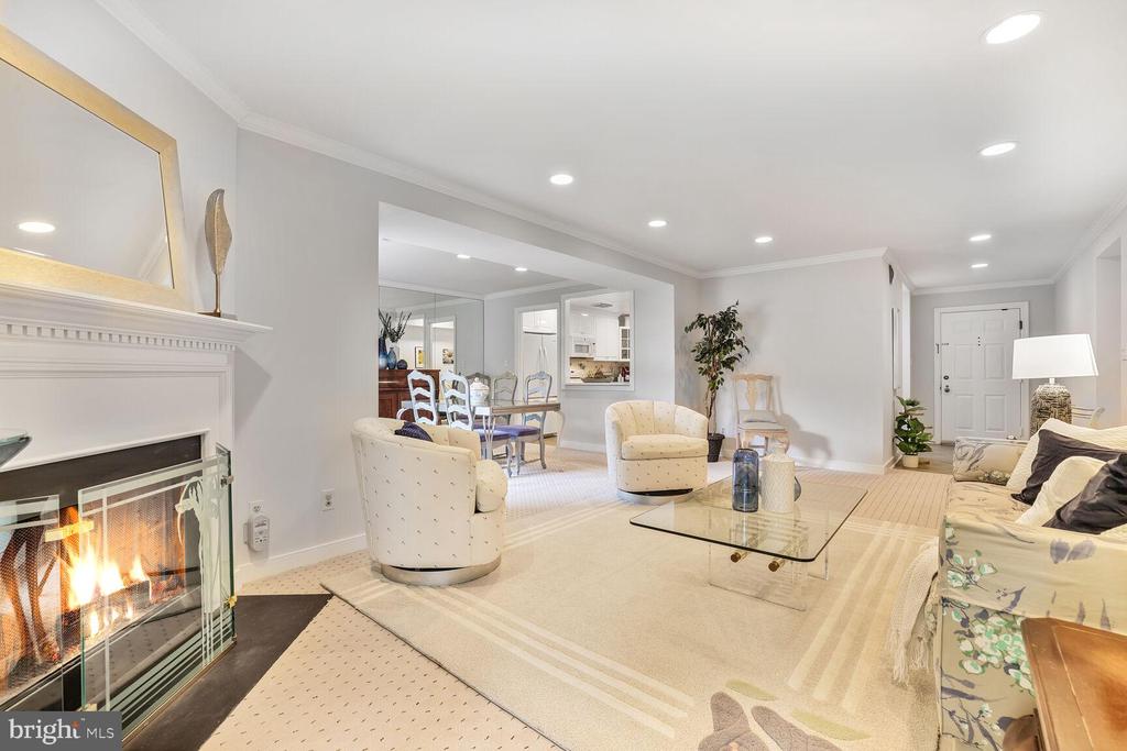 11400 STRAND DRIVE R-316