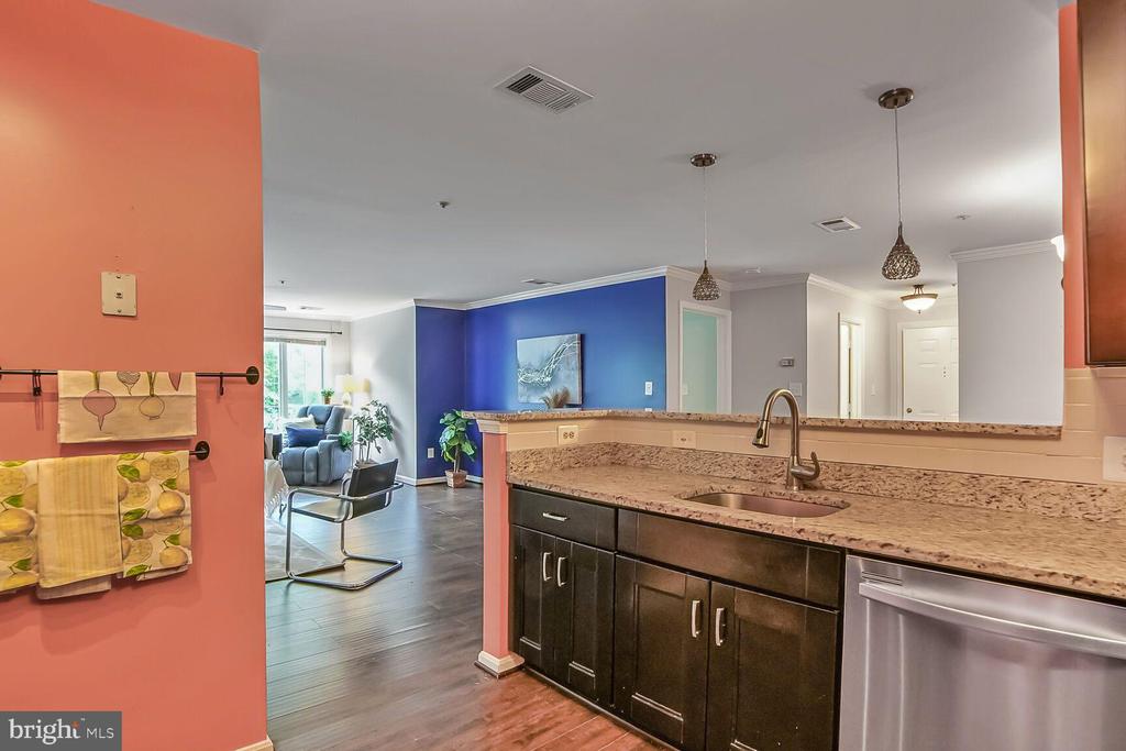 20408 SHORE HARBOUR DRIVE 5-H