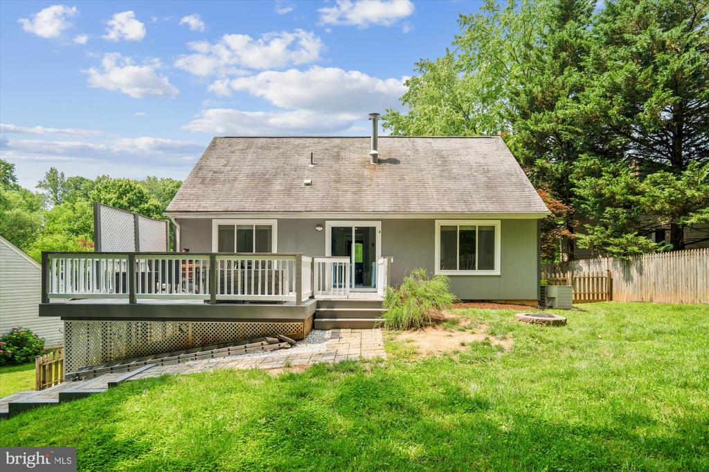 10105 MEREDITH AVENUE