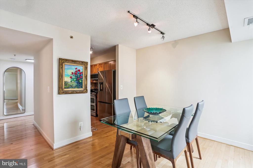 7500 WOODMONT AVENUE S706