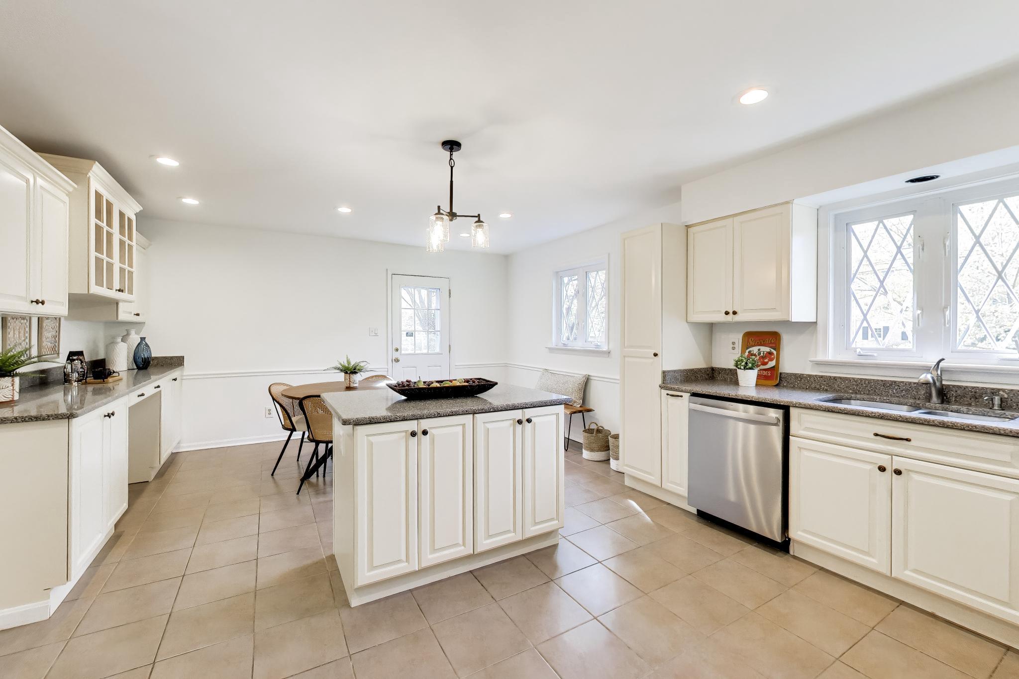 54 ORCHARD WAY N
