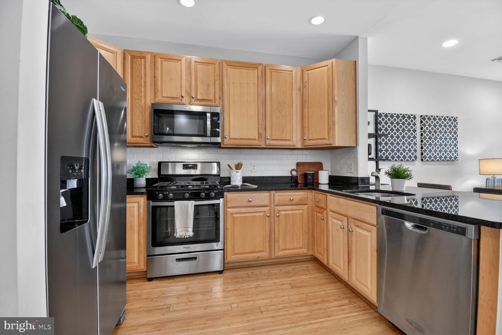 8045 NEWELL STREET 504
