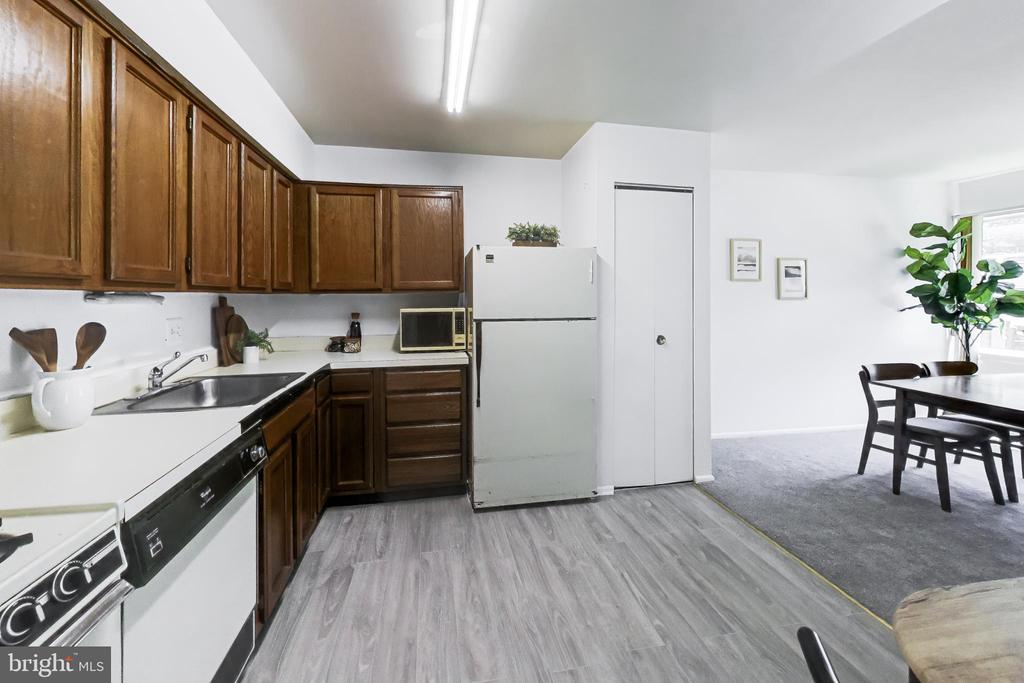 14424 PARKVALE ROAD 2