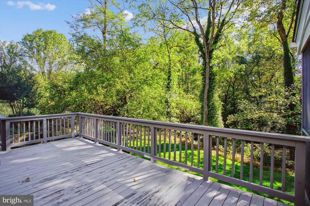 1631 MADDUX LANE
