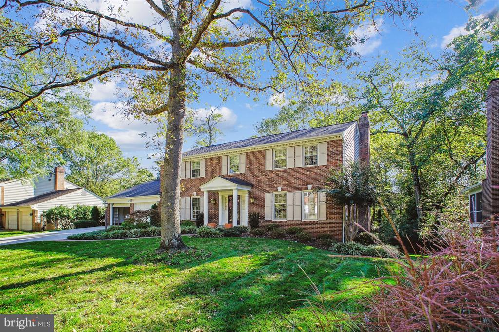 1631 MADDUX LANE