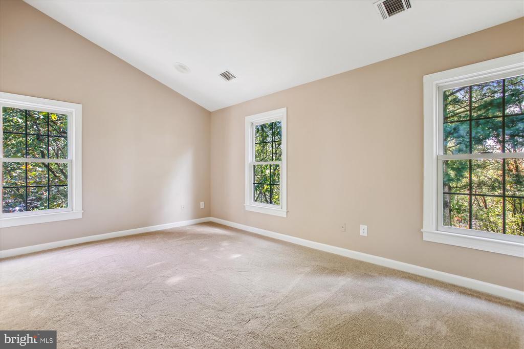 3701 HUNTLEY MEADOWS LANE