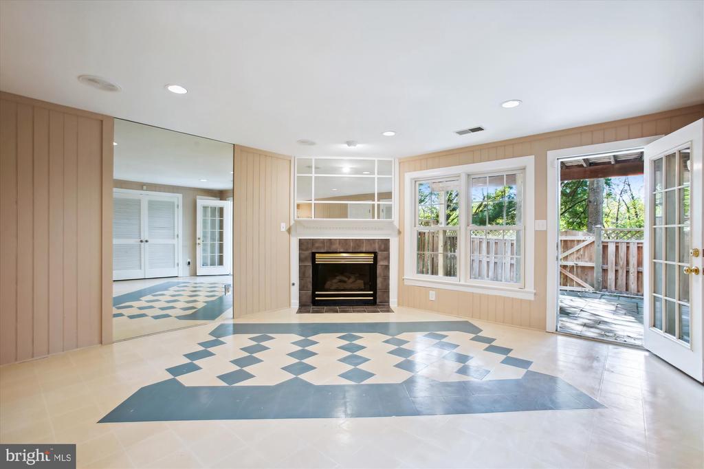 3701 HUNTLEY MEADOWS LANE