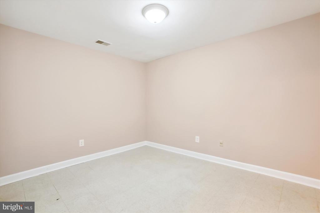 3701 HUNTLEY MEADOWS LANE