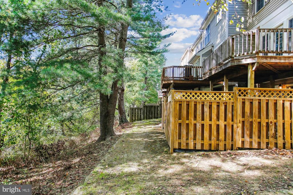 3701 HUNTLEY MEADOWS LANE