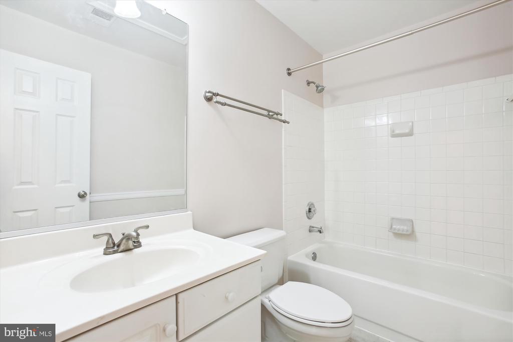 3701 HUNTLEY MEADOWS LANE