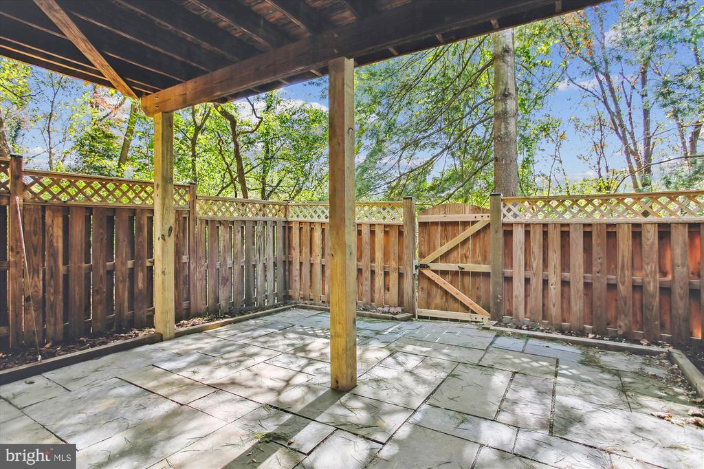 3701 HUNTLEY MEADOWS LANE