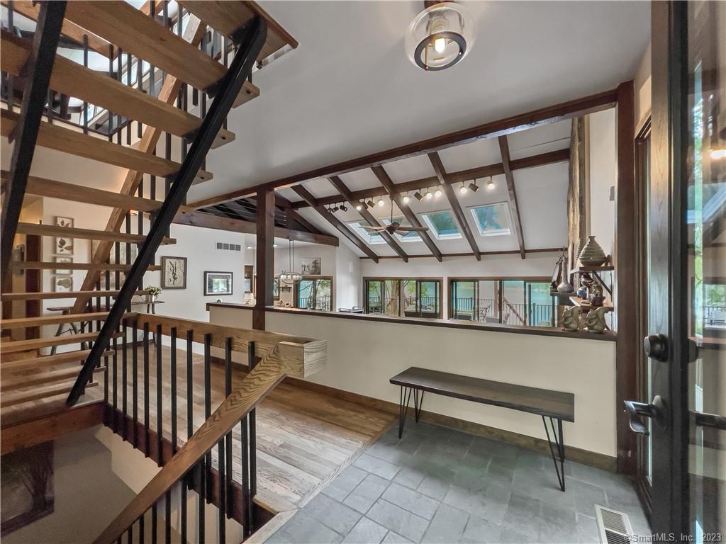 11 Edgewood Drive