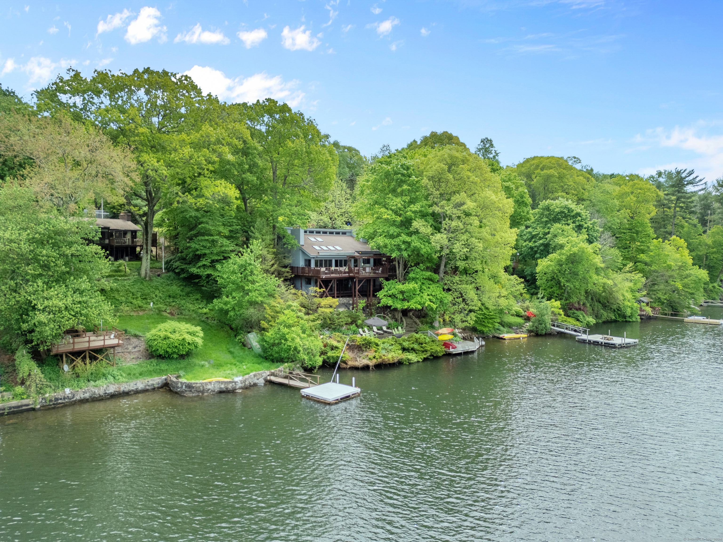 11 Edgewood Drive