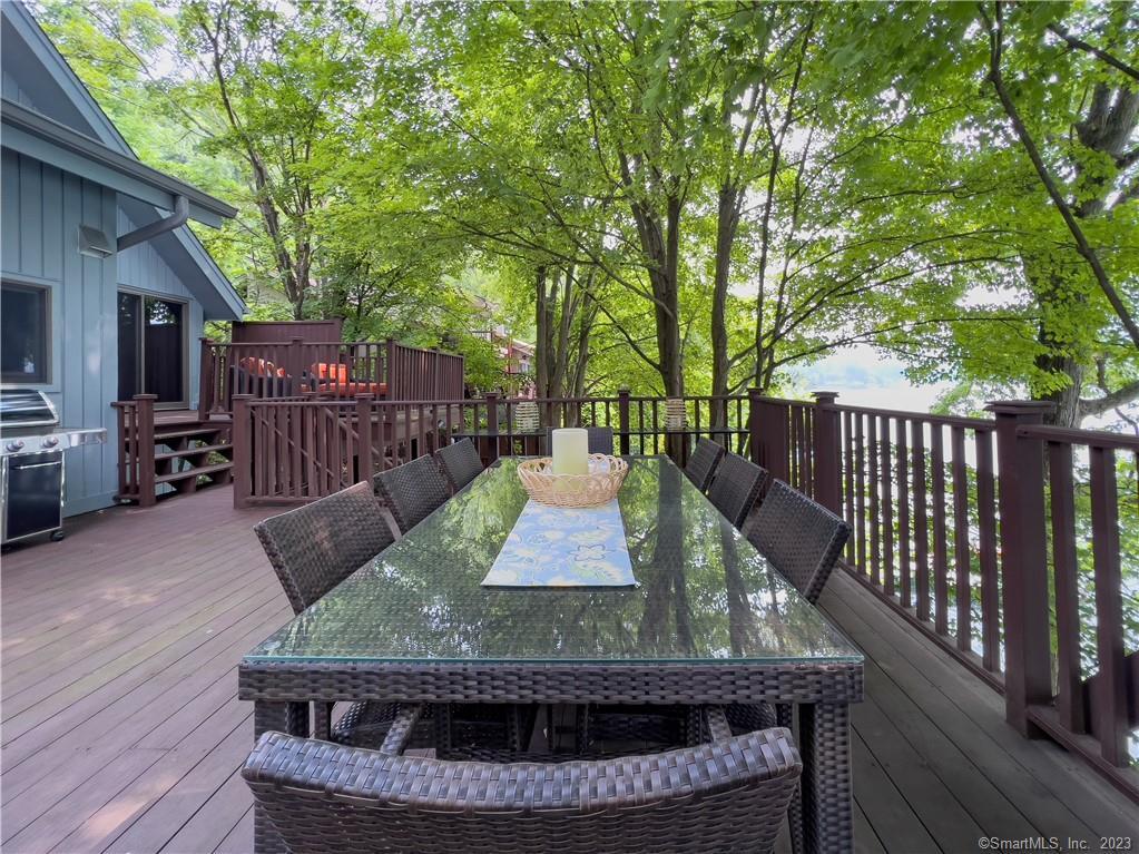 11 Edgewood Drive