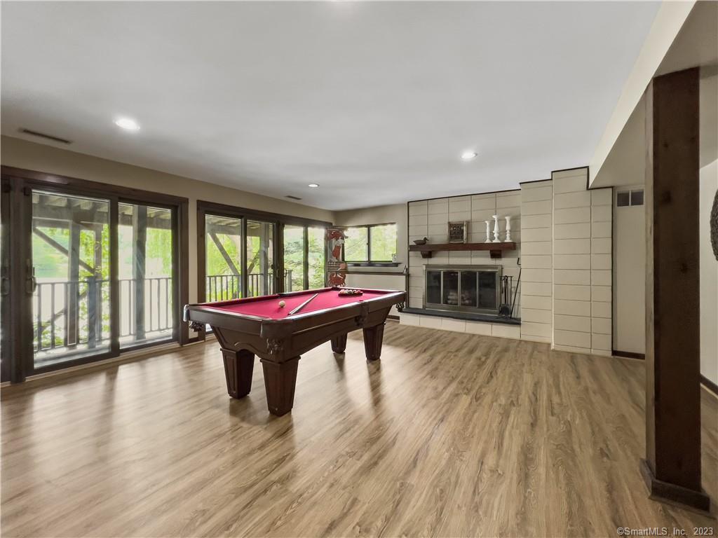 11 Edgewood Drive