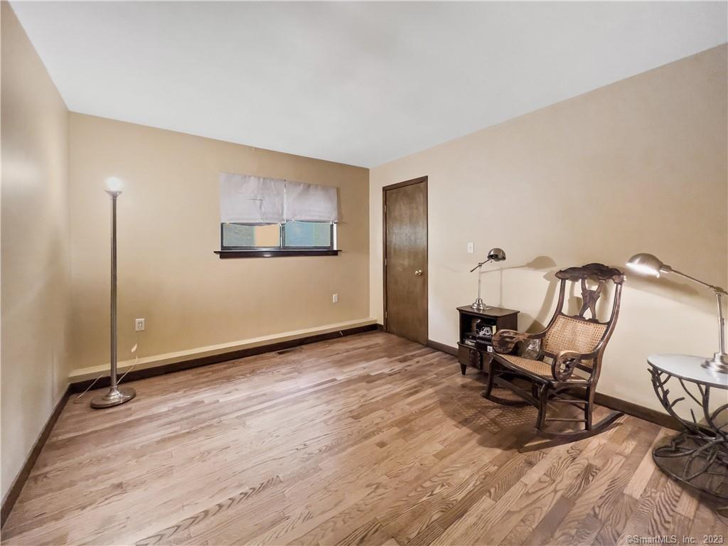 11 Edgewood Drive