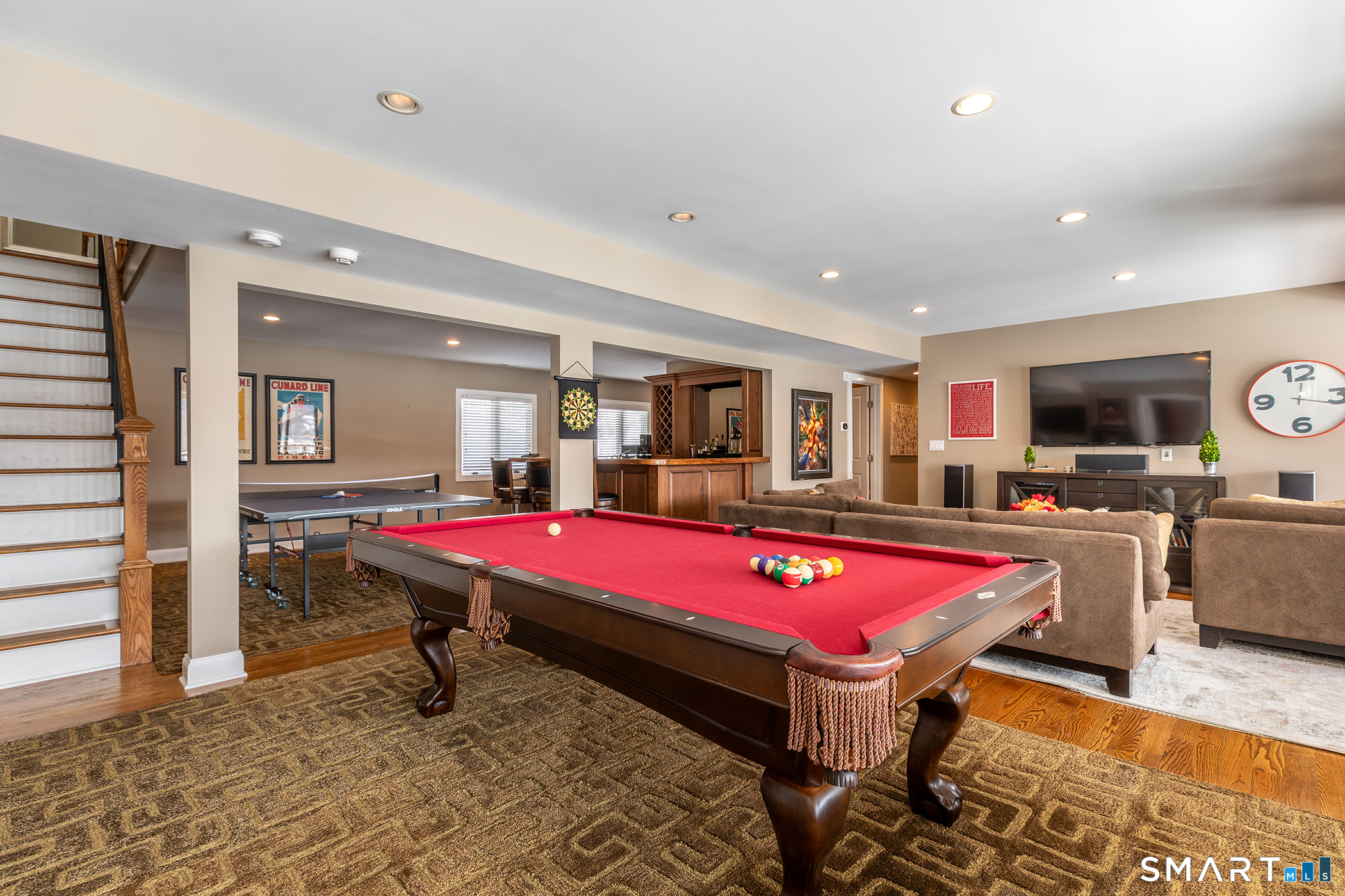 16 Sunset Drive