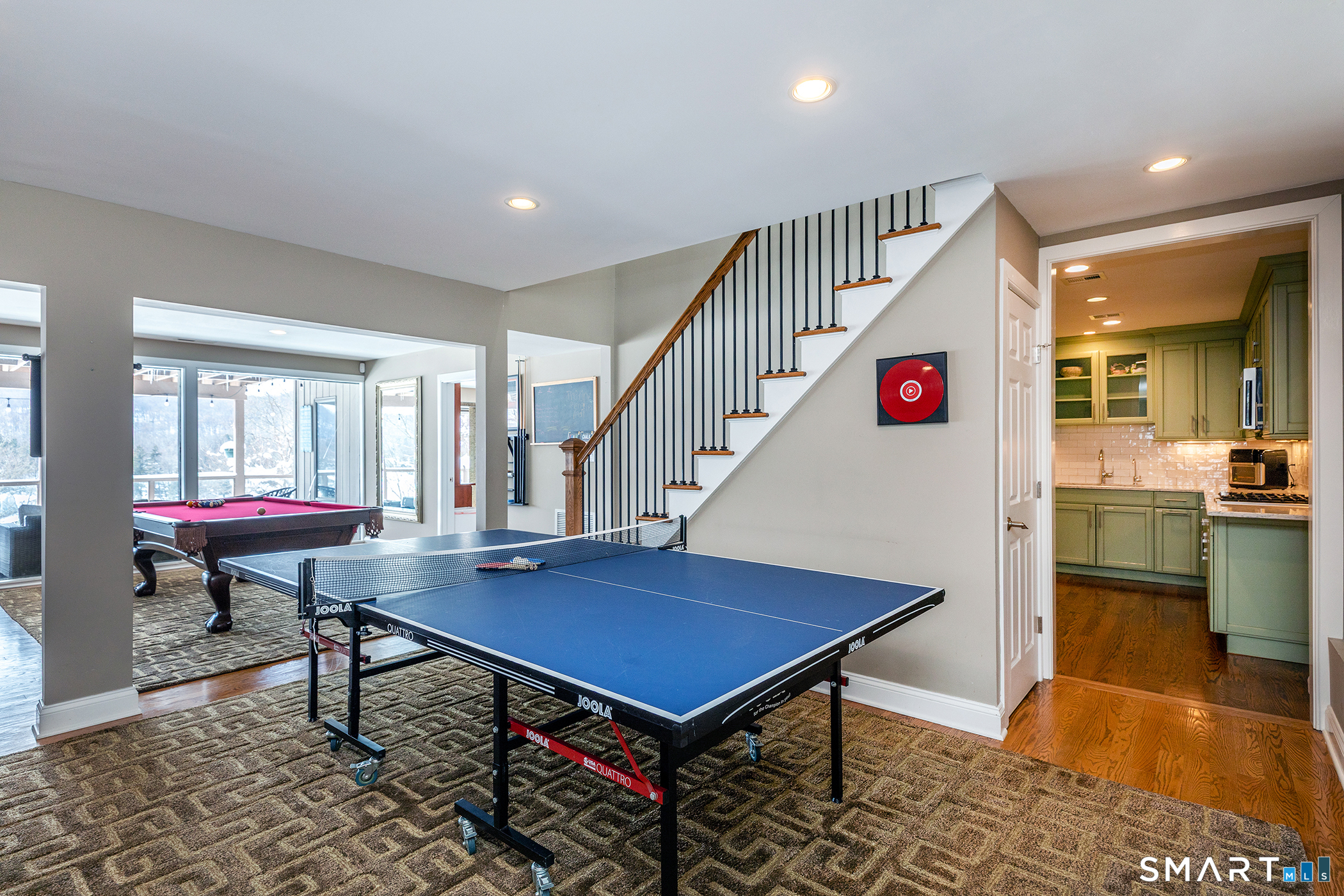 16 Sunset Drive