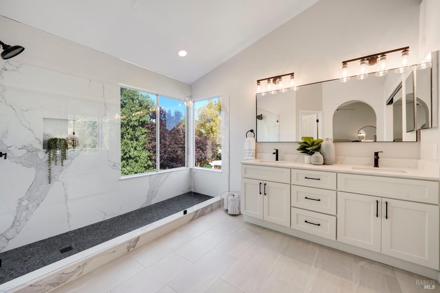 106 Silver Eagle Way