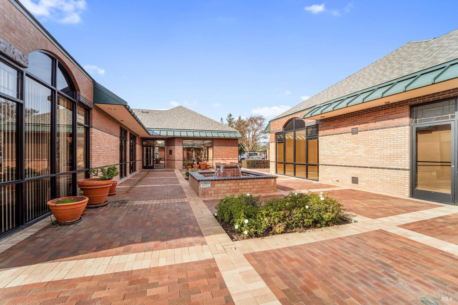 2801 Waterman Blvd #270