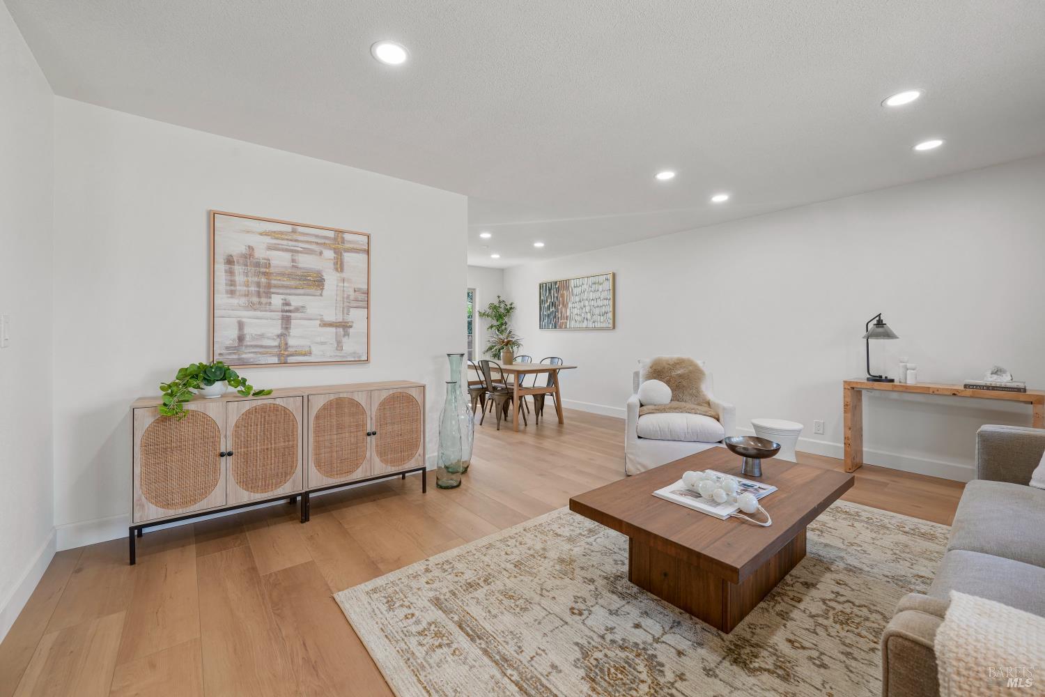 118 Salinas Dr