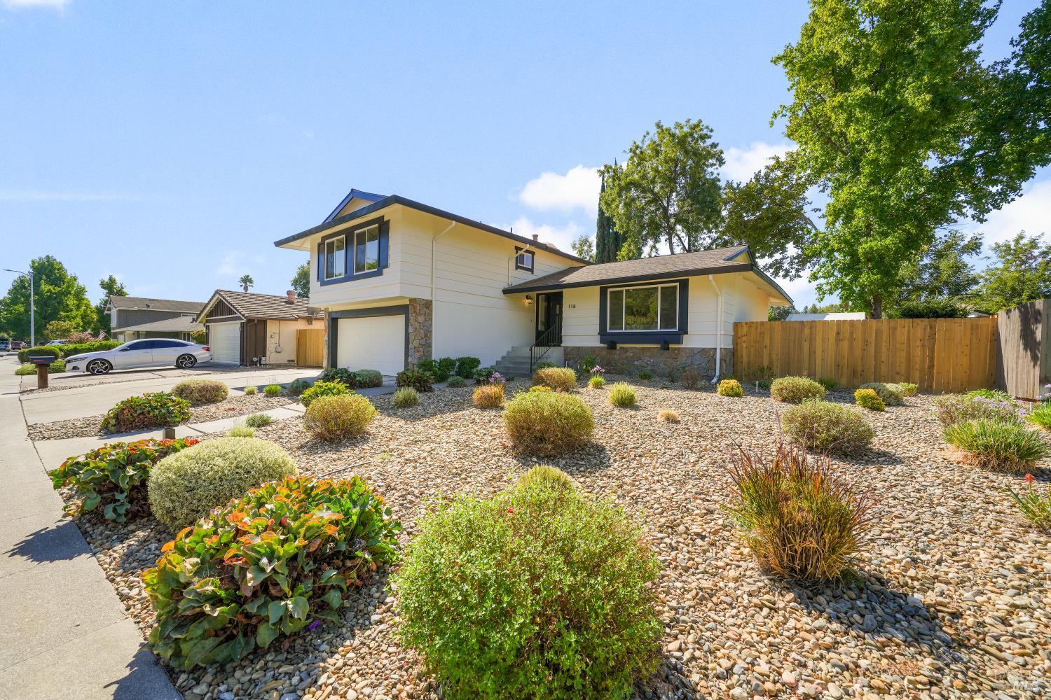 118 Salinas Dr