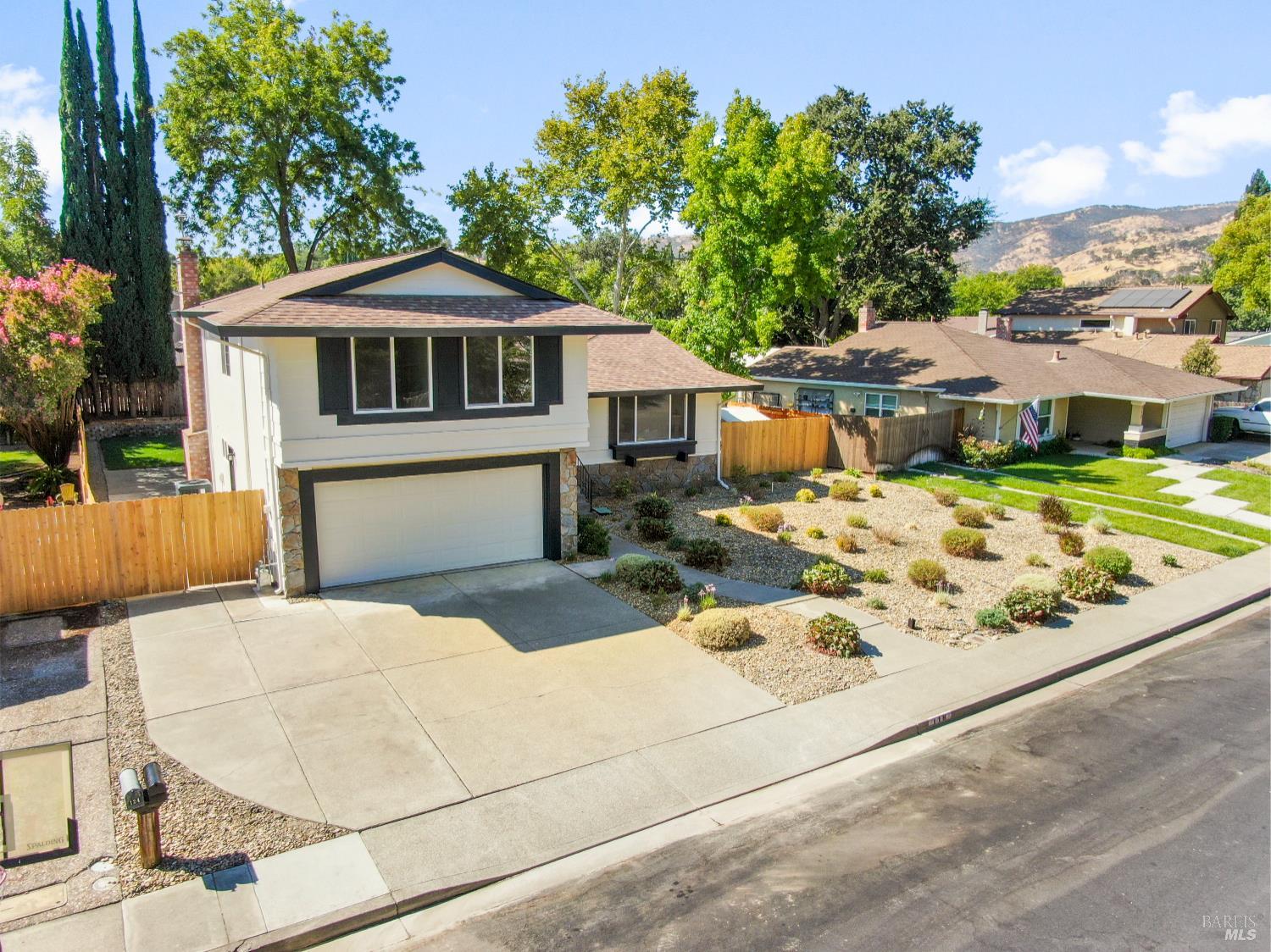 118 Salinas Dr