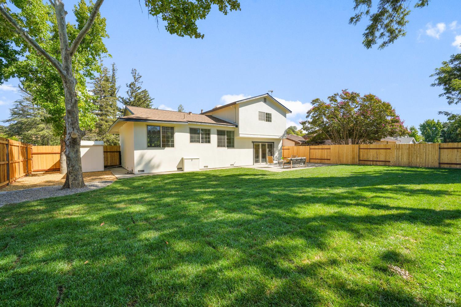 118 Salinas Dr