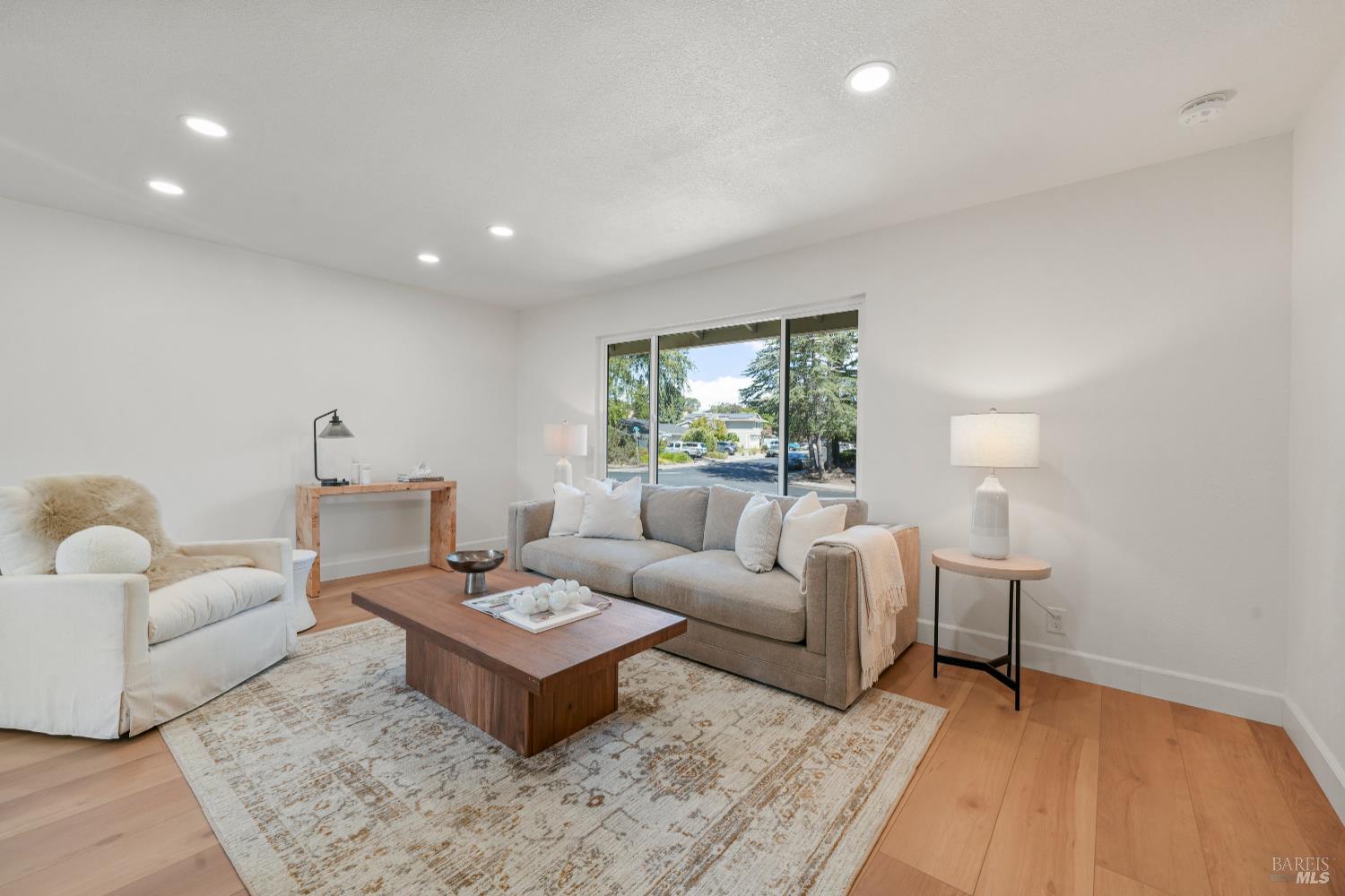 118 Salinas Dr