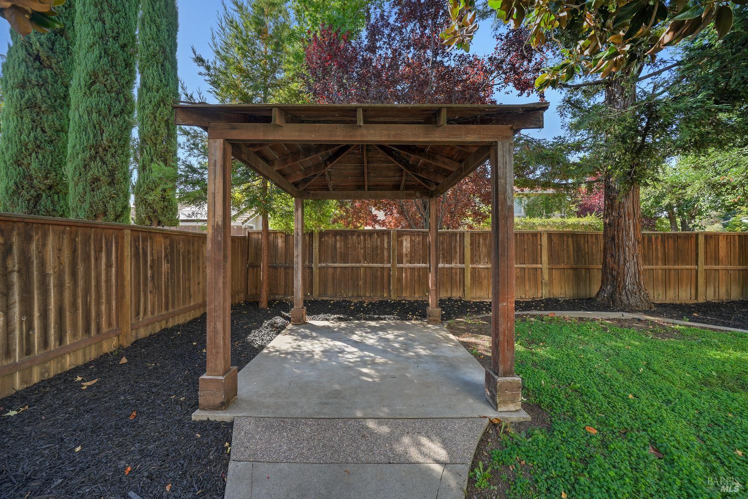 330 Sussex Cir