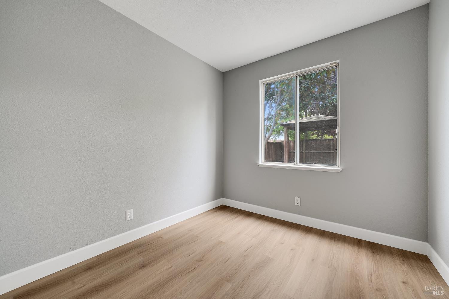 330 Sussex Cir