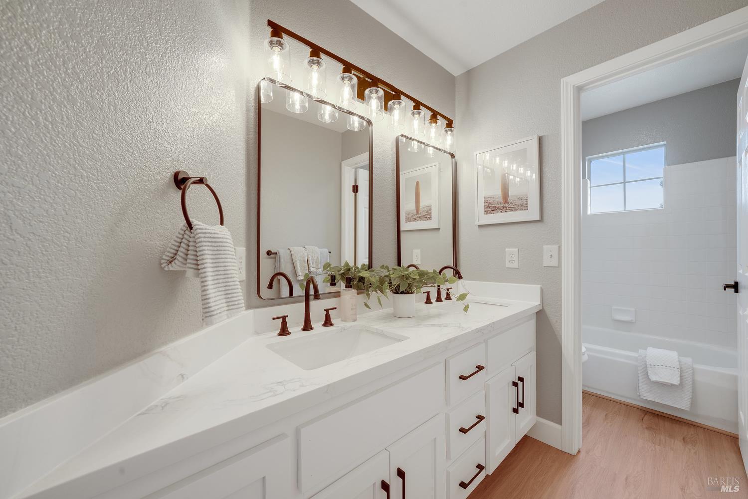 330 Sussex Cir