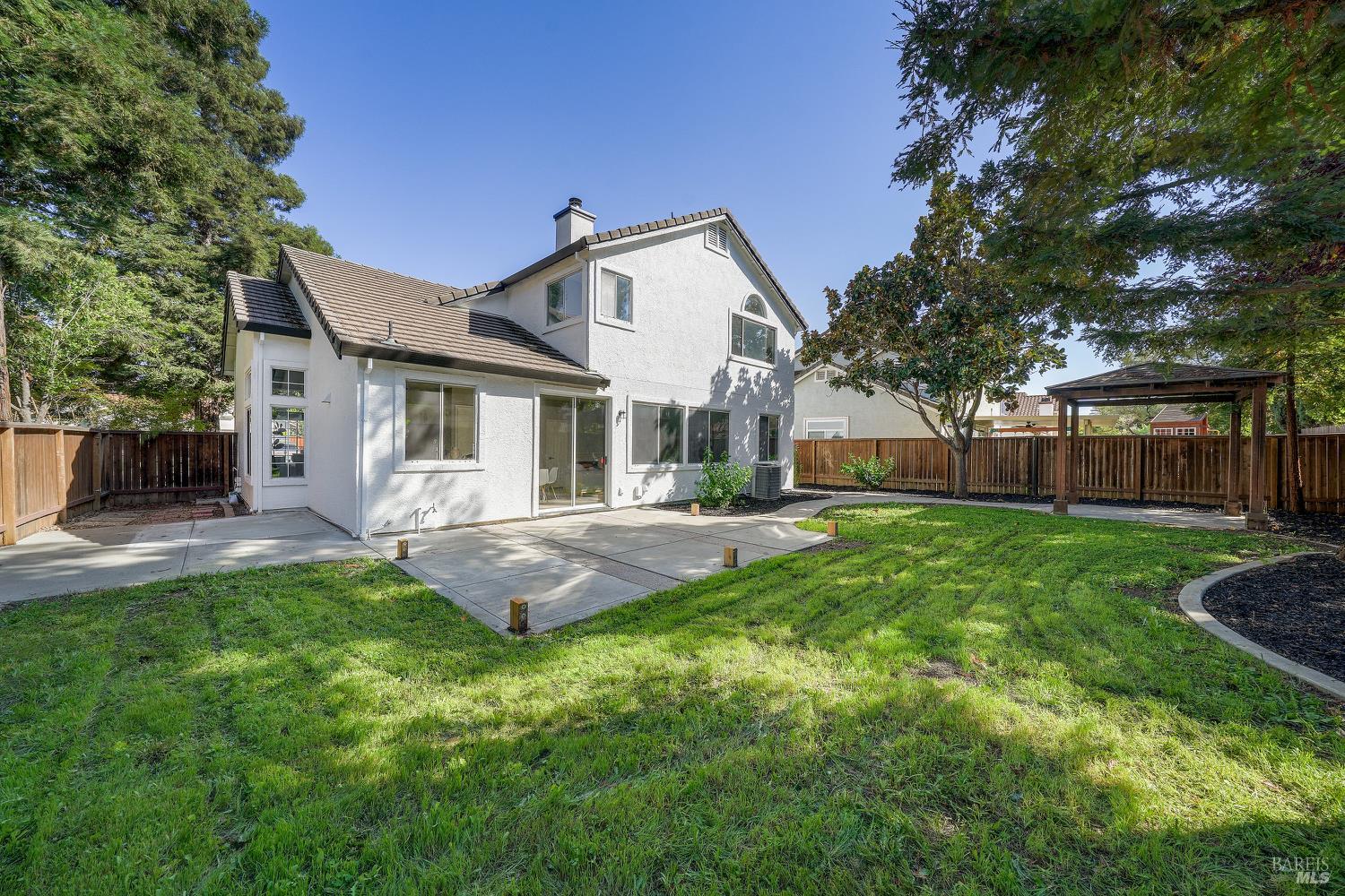 330 Sussex Cir