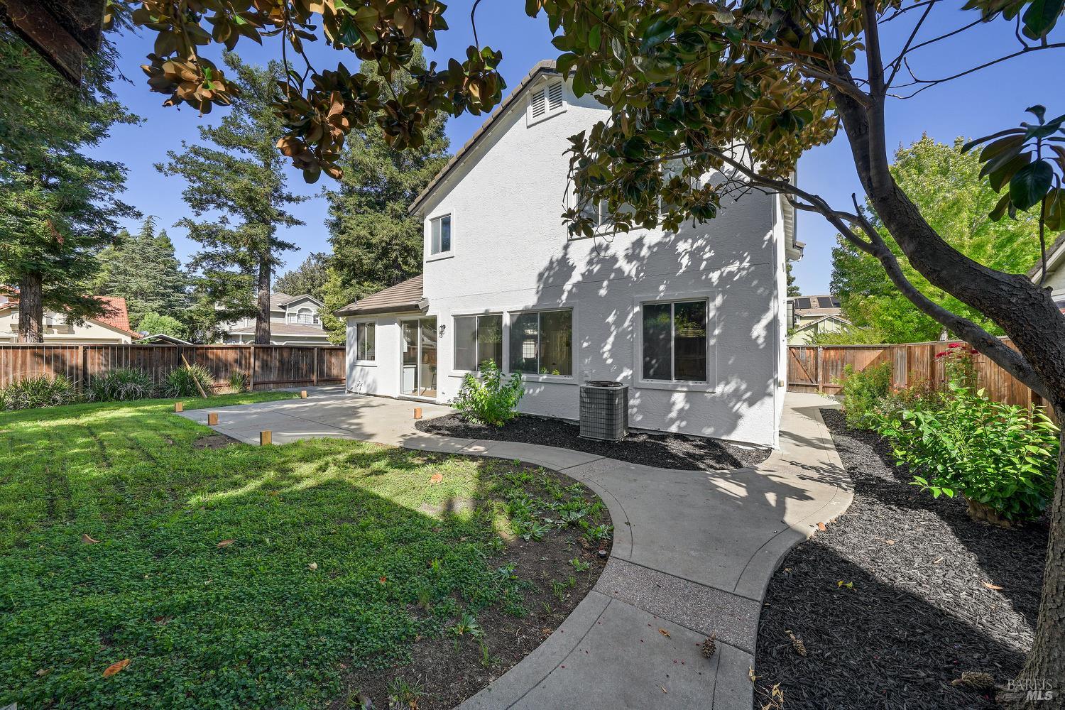 330 Sussex Cir