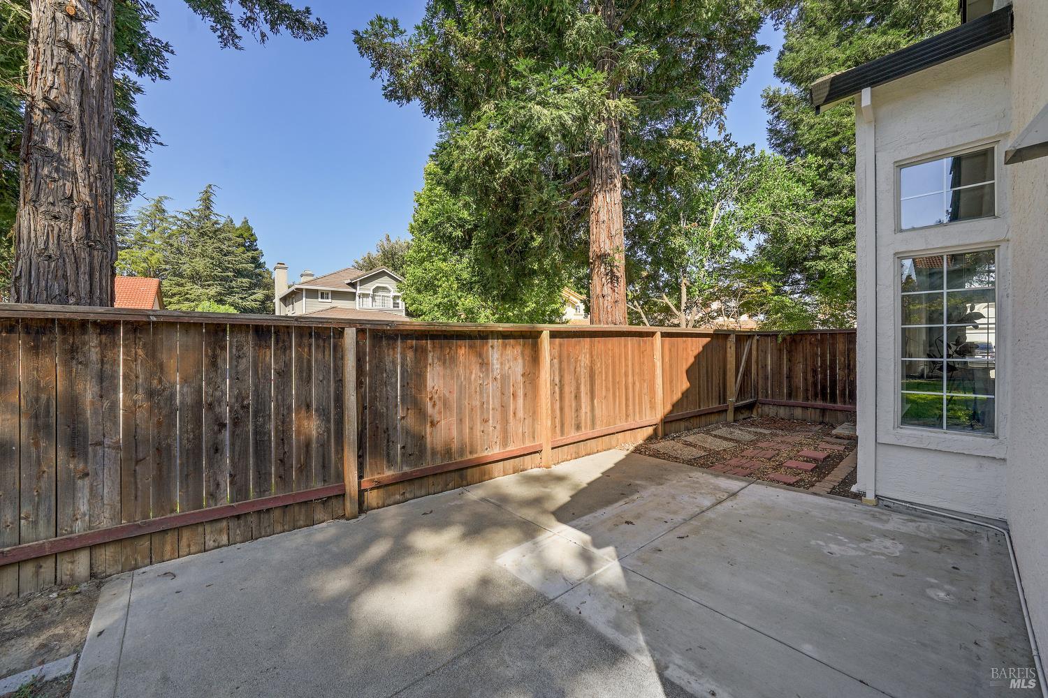 330 Sussex Cir