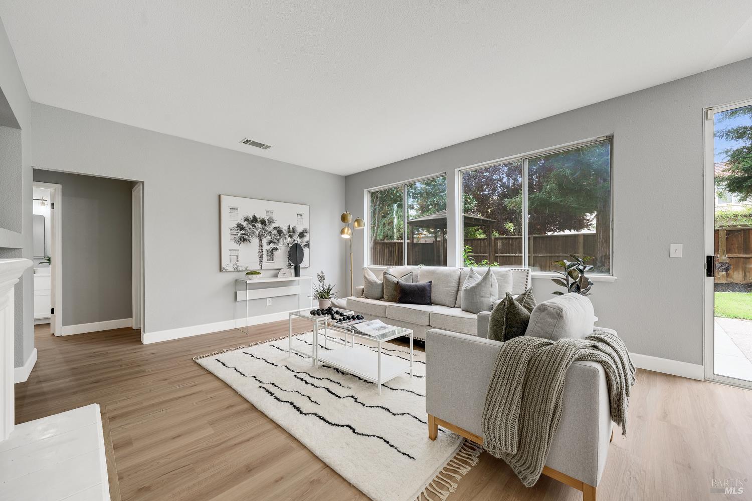 330 Sussex Cir
