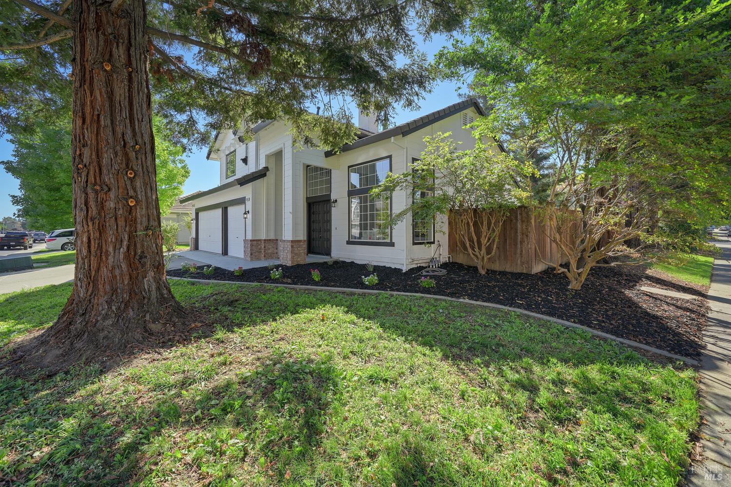 330 Sussex Cir