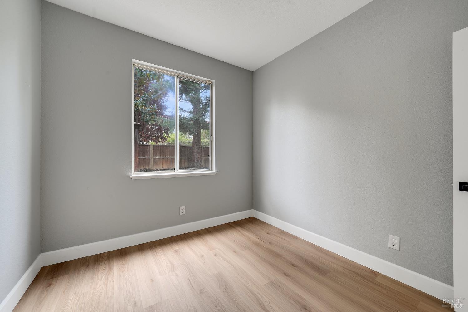 330 Sussex Cir
