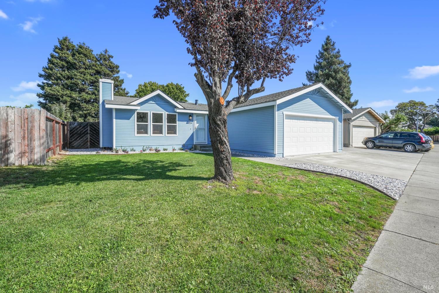 224 Pinecreek Ln