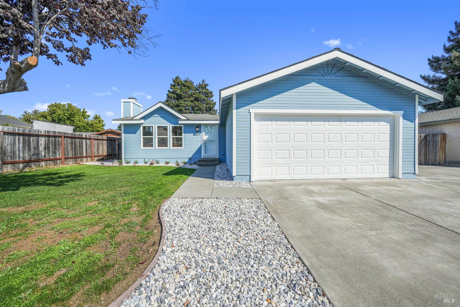 224 Pinecreek Ln